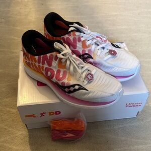 Saucony White and Orange Running Shoes